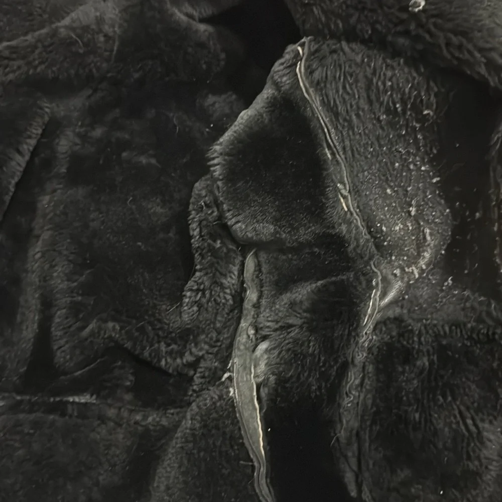 Vintage Black 100% Genuine Shearling Heavy Coat - Picture 6 of 6
